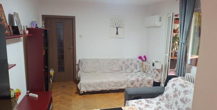 Vanzare 3 Camere Militari